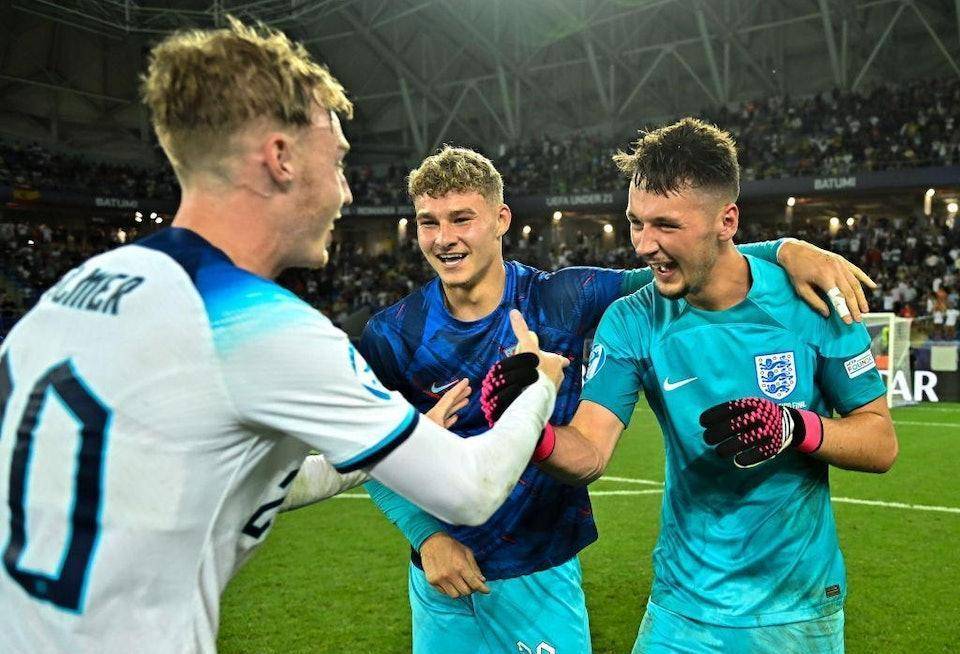 英超赛程提醒：切尔西对阵曼联,（英超赛程预告：切尔西对决曼联）