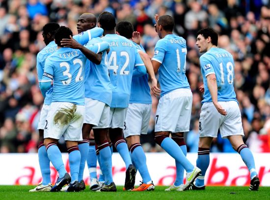 恍如隔世，巴萨上一次在诺坎普比赛法蒂双响，登贝莱助攻（时过境迁，巴萨上次在诺坎普亮相，法蒂梅开二度，登贝莱贡献助攻）