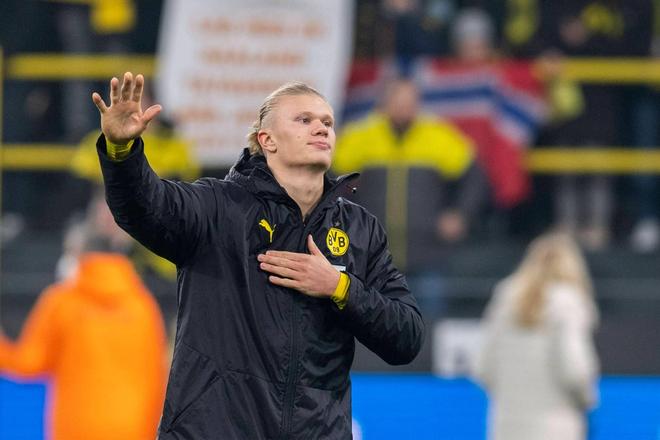 皇社81岁股东：扬赫尔还没我健壮；4000多万就买仨看医务室的（皇社81岁股东炮轰：我比扬赫尔还结实，砸四千余万只买来三名医务室常客）