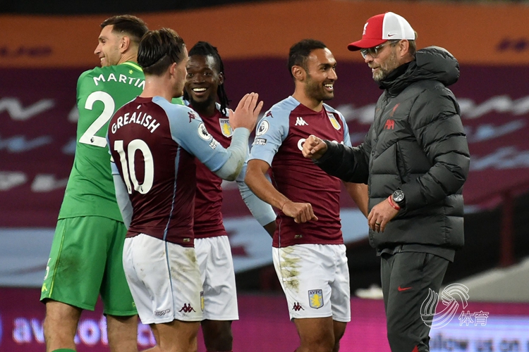 TA：巴萨上下都对梅西夜访诺坎普感到意外，他们无人参与此事（TA：梅西深夜现身诺坎普，巴萨上下皆感意外，内部无人参与）